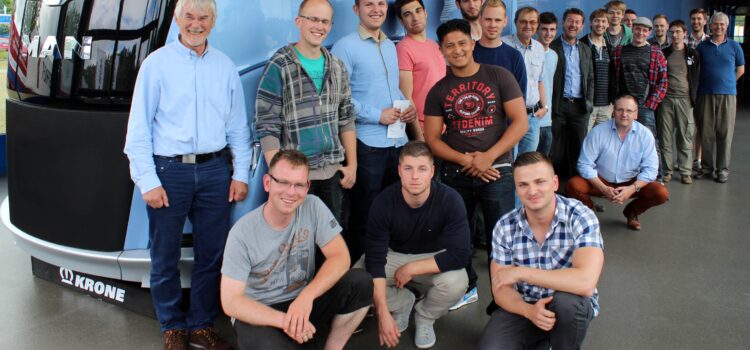 Fachschule Technik besucht Aufbauhersteller Krone