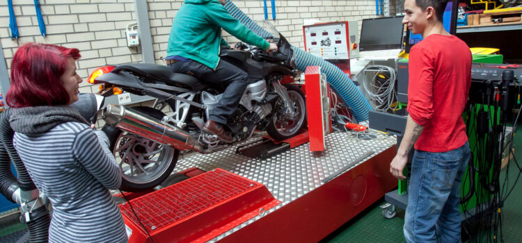 Motorrad Leistungsprüfstand