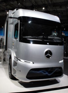 MB Stadt-Lkw auf der IAA Nutzfahrzeuge 2016 in Hannover