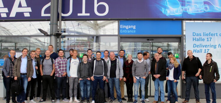 Die Technikerklasse TS15 besucht die IAA Nutzfahrzeuge in Hannover