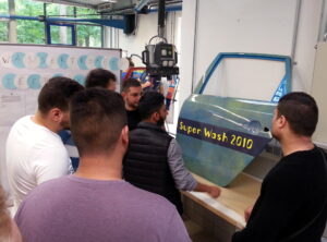 Blick ins Lackierzentrum während der Lackmesse 2017