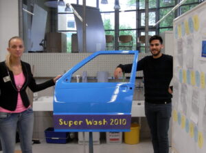 Blick ins Lackierzentrum während der Lackmesse 2017