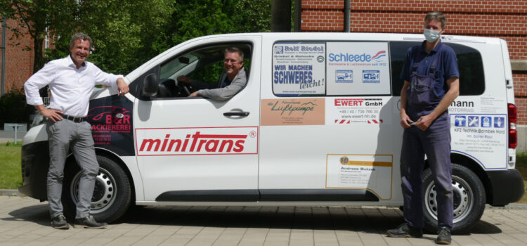 Neues Werbefahrzeug an der BS 16